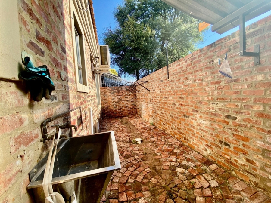 2 Bedroom Property for Sale in Potchefstroom North West